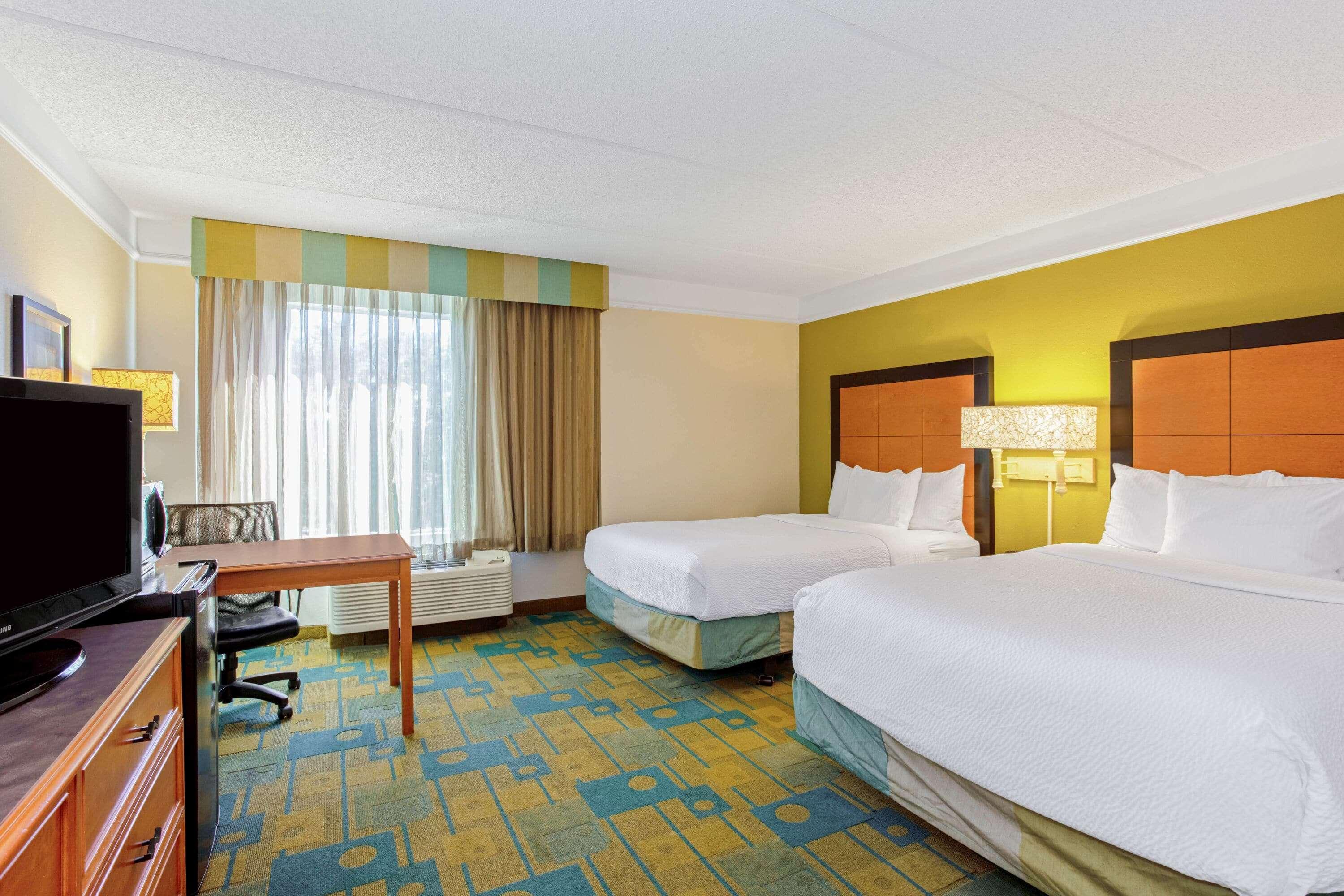 La Quinta By Wyndham Orlando I Drive/Conv Center Hotel Williamsburg Bagian luar foto