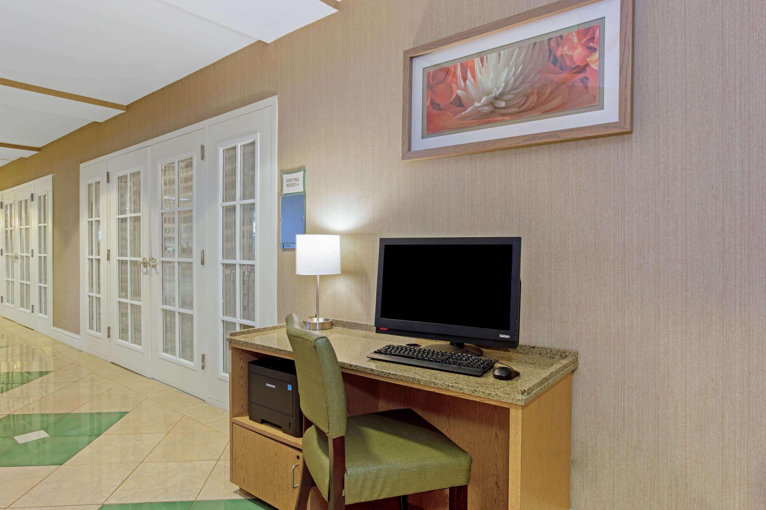 La Quinta By Wyndham Orlando I Drive/Conv Center Hotel Williamsburg Bagian luar foto