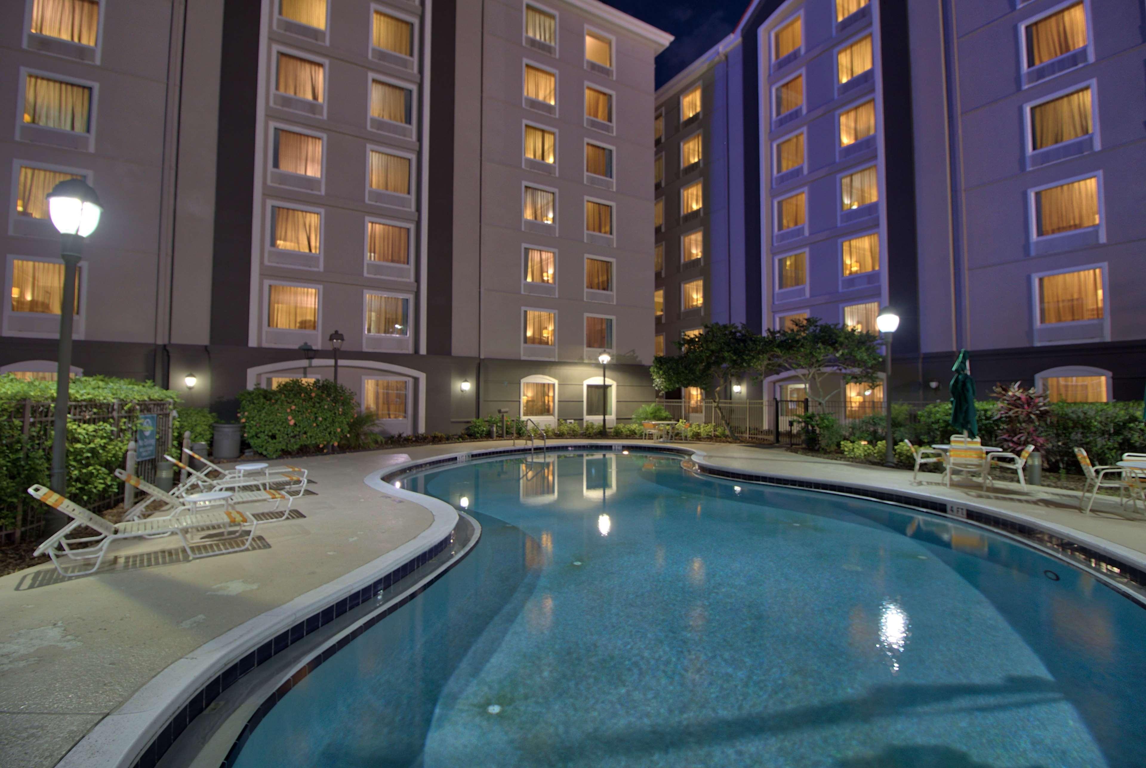 La Quinta By Wyndham Orlando I Drive/Conv Center Hotel Williamsburg Bagian luar foto