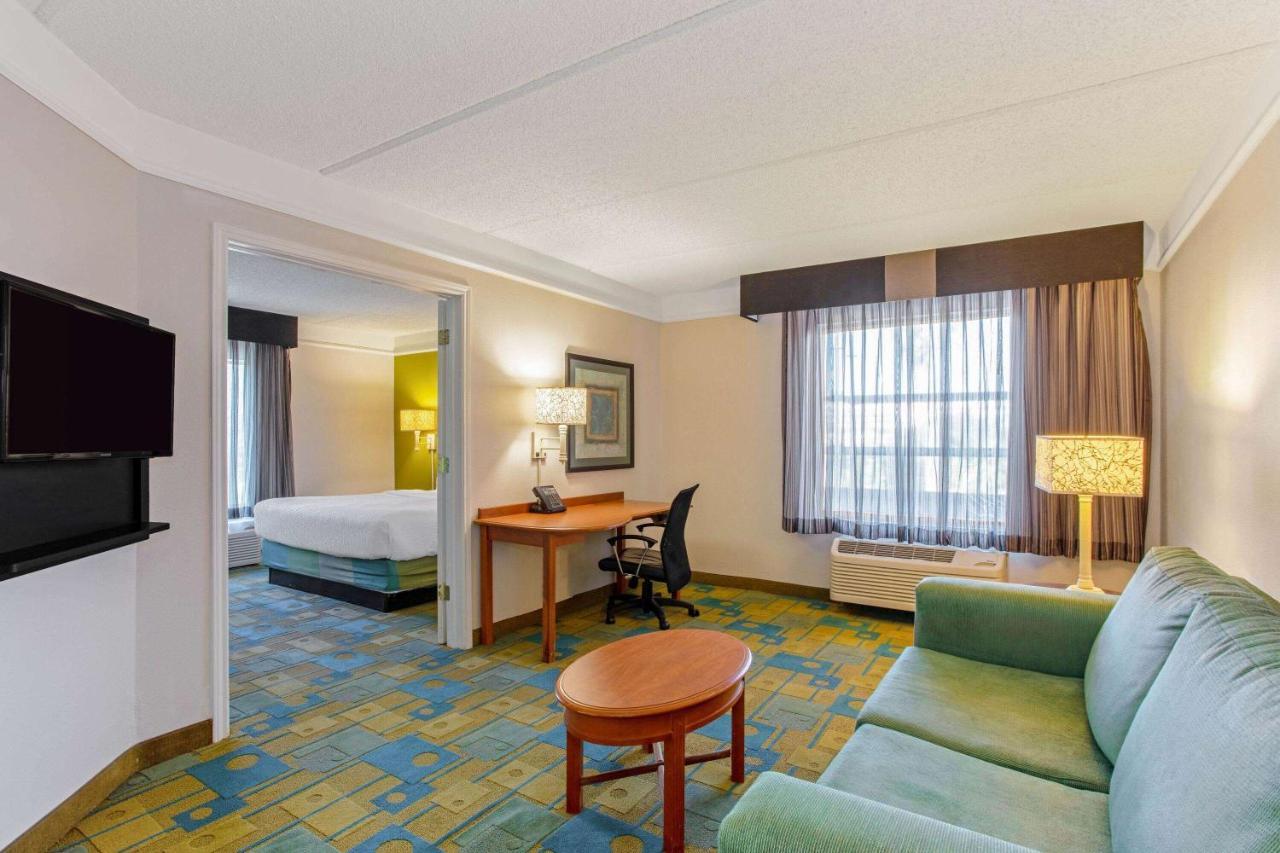 La Quinta By Wyndham Orlando I Drive/Conv Center Hotel Williamsburg Bagian luar foto