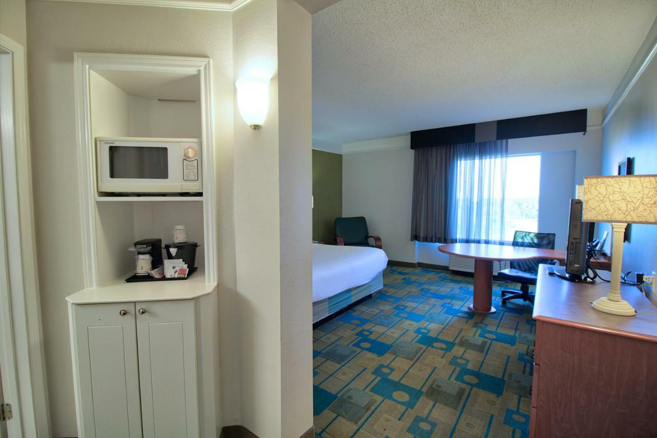 La Quinta By Wyndham Orlando I Drive/Conv Center Hotel Williamsburg Bagian luar foto